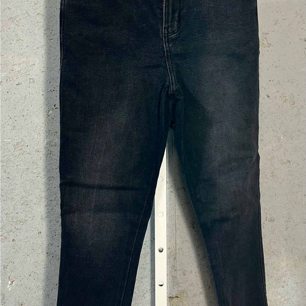 #034 Sz 5/27 Celebrity Pink Black Skinny Jeans Modern Fit
